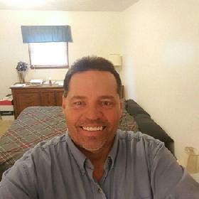 Oudere vrouw zoekt jou!