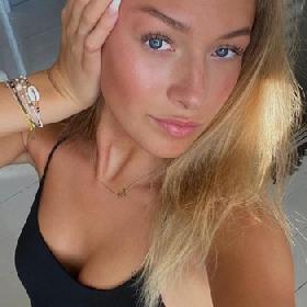 Lieve en geile meid zoekt een relatie