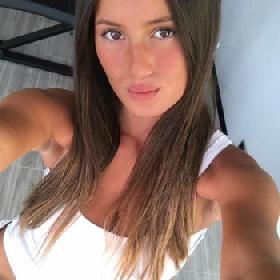 Kom jij dit kleine meisje verwennen?